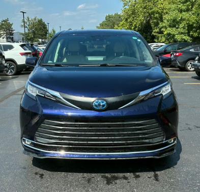 Blueprint 2021 Toyota Sienna XLE 7 Passenger