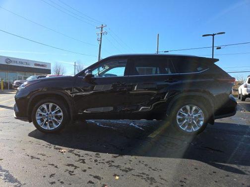 2025 Toyota Highlander Hybrid Limited