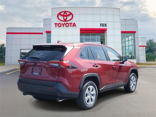 2025 Toyota RAV4 LE