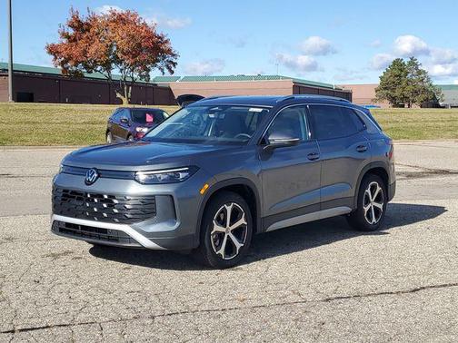 2026 Volkswagen Tiguan 2.0T SE