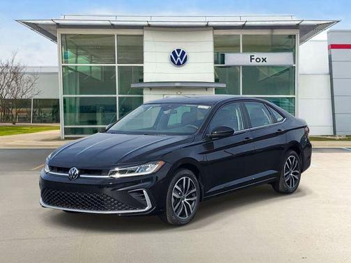 Deep Black Pearl 2026 Volkswagen Jetta 1.4T SE