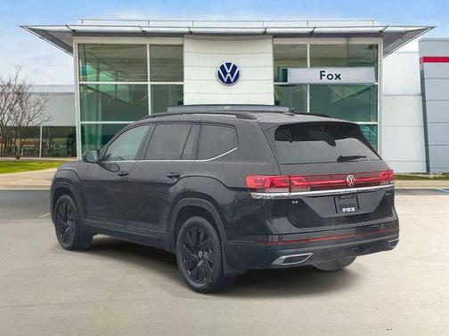 2026 Volkswagen Atlas 2.0T SE w/Technology 4MOTION