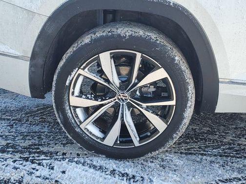 2026 Volkswagen Atlas 2.0T SEL Premium R-Line 4MOTION