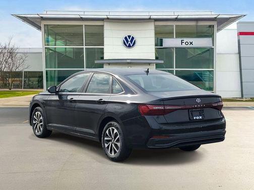 Deep Black Pearl 2026 Volkswagen Jetta 1.4T S