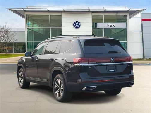 2025 Volkswagen Atlas 2.0T SE