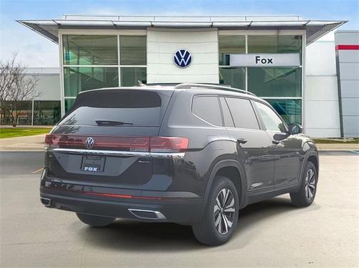 2025 Volkswagen Atlas 2.0T SE