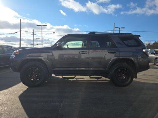 2023 Toyota 4Runner TRD Off Road