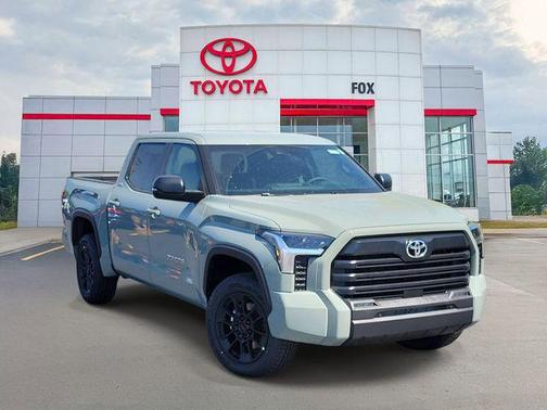 06x3 2026 Toyota Tundra SR5
