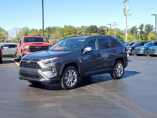 2025 Toyota RAV4 XLE Premium