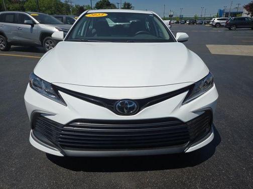 Ice Cap 2023 Toyota Camry LE