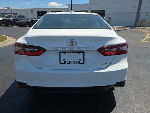 Ice Cap 2023 Toyota Camry LE