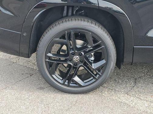 2025 Volkswagen Tiguan 2.0T SE R-Line Black 4MOTION