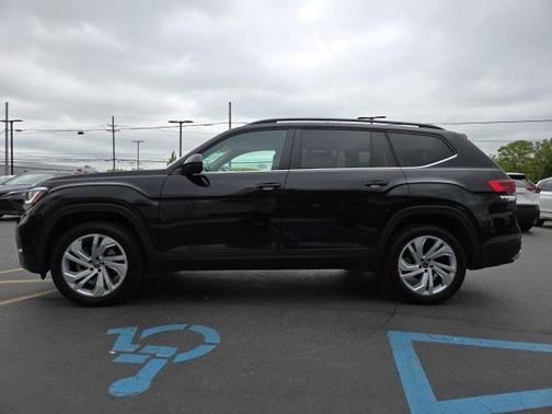 2021 Volkswagen Atlas 3.6L SE w/Technology