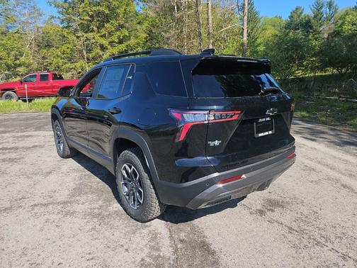 Mosaic Black Metallic 2026 Chevrolet Equinox AWD ACTIV