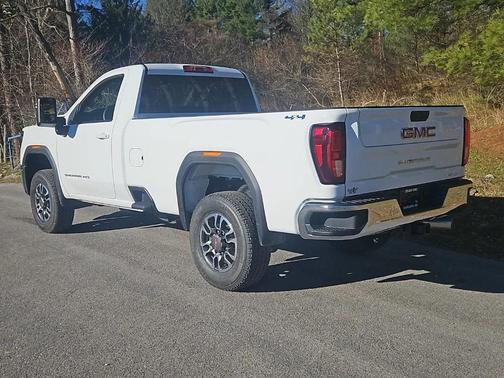 2026 GMC Sierra 2500 SLE