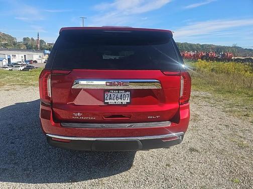 2024 GMC Yukon SLT