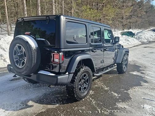2023 Jeep Wrangler Sport