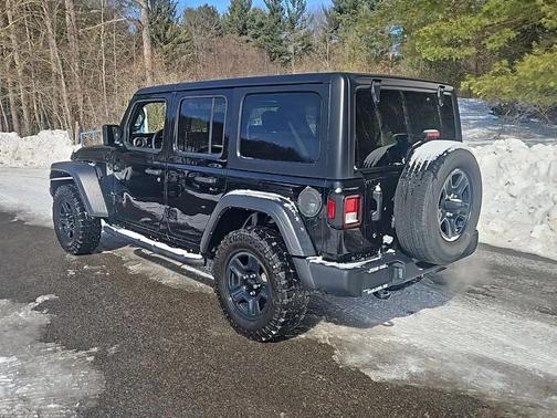 2023 Jeep Wrangler Sport