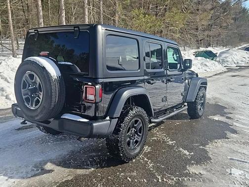 2023 Jeep Wrangler Sport