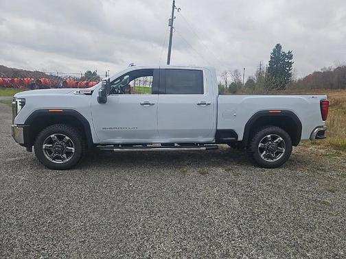 2026 GMC Sierra 2500 SLT