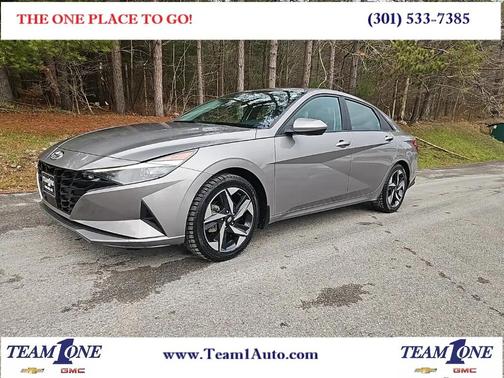 2023 Hyundai ELANTRA SEL