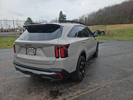 2025 Kia Sorento SX