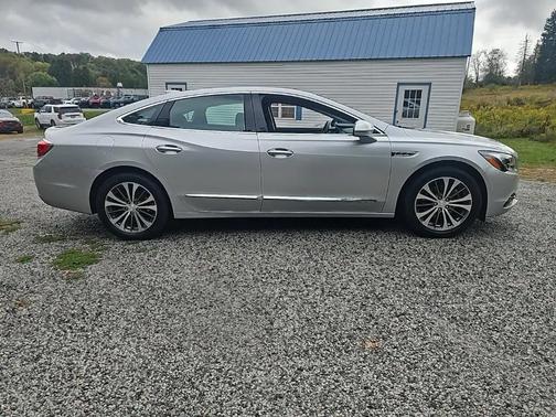 2017 Buick LaCrosse Essence