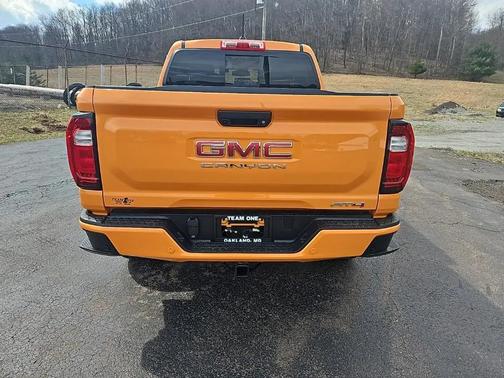 2025 GMC Canyon AT4