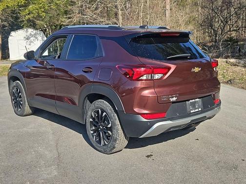 Mahogany Red Metallic 2023 Chevrolet Trailblazer LT