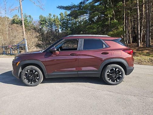 Mahogany Red Metallic 2023 Chevrolet Trailblazer LT