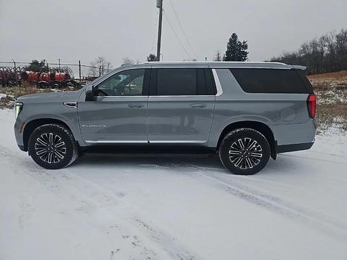 2026 GMC Yukon XL 4WD Elevation