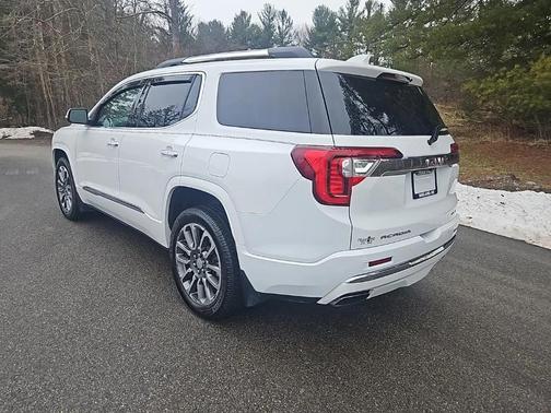2021 GMC Acadia Denali