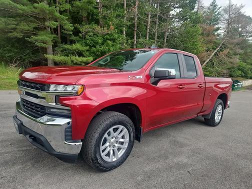Cajun Red Tintcoat 2019 Chevrolet Silverado 1500 LT