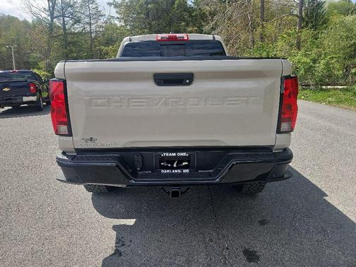White Sands 2026 Chevrolet Colorado Trail Boss