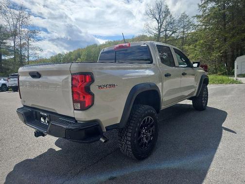 White Sands 2026 Chevrolet Colorado Trail Boss