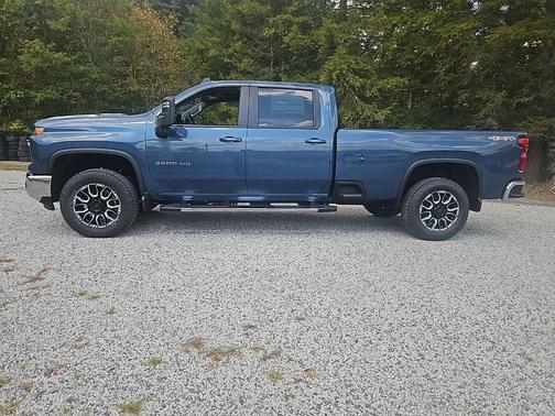 2026 Chevrolet Silverado 3500 LT