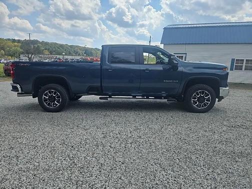 2026 Chevrolet Silverado 3500 LT