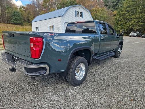 2026 Chevrolet Silverado 3500 LT