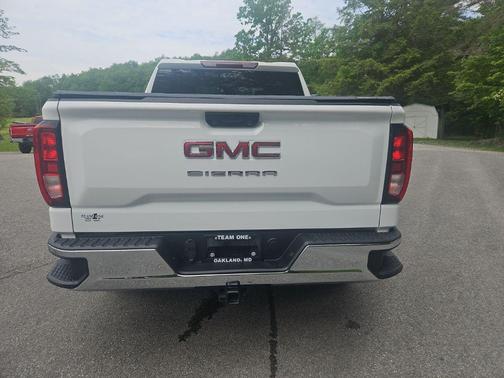 Summit White 2024 GMC Sierra 1500 Pro