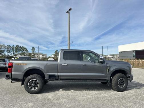 2024 Ford F-250 PLATINUM