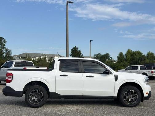 OXFORD WHITE 2024 Ford Maverick XLT