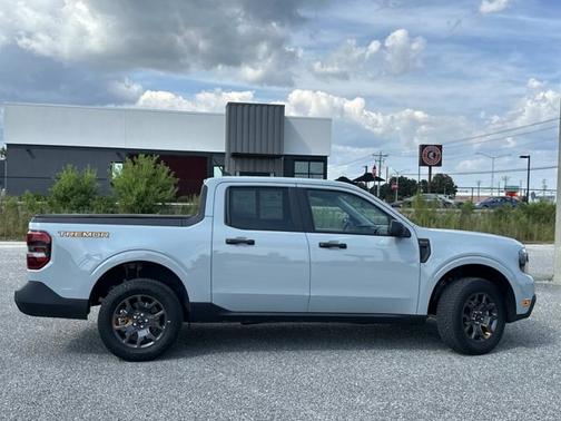 2023 Ford Maverick XLT ADVANCED