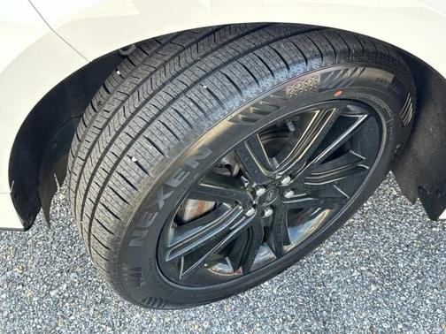 2022 Ford Edge ST-LINE