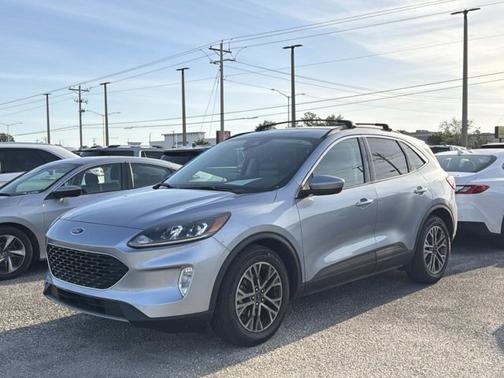 ICED BLUE SILVER METALLIC 2022 Ford Escape SEL