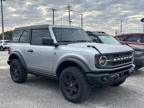 2023 Ford Bronco BLACK DIAMOND