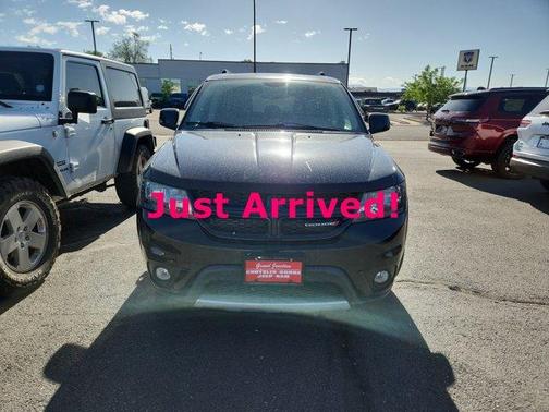 Pitch Black Clearcoat 2015 Dodge Journey R/T