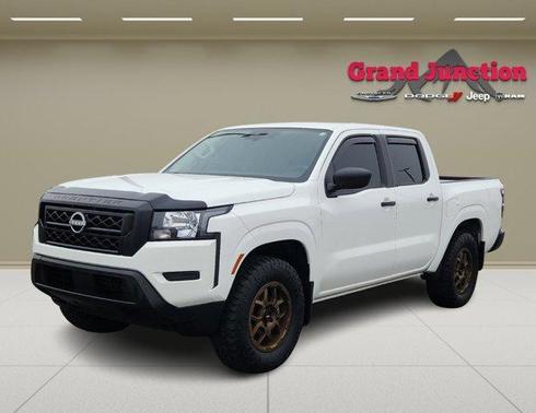 2024 Nissan Frontier S