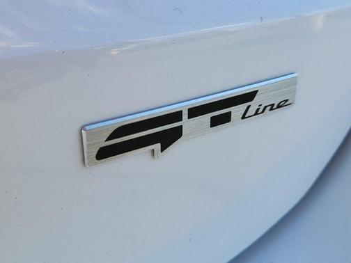 Glacial White Pearl 2024 Kia K5 GT-Line