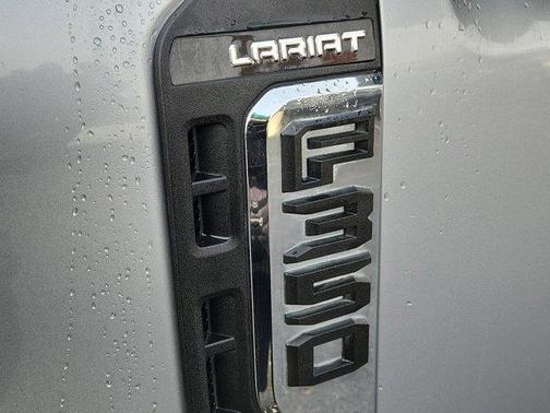 2023 Ford F-350 Lariat Super Duty