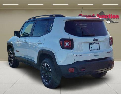 2023 Jeep Renegade Trailhawk